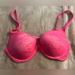 Victoria Secret Body by Victoria. Push up. Size 34D